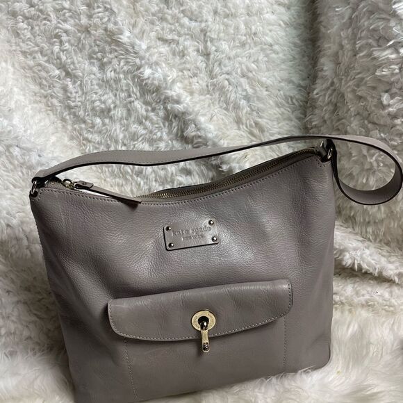 Kate Spade leather gray medium shoulder bag with gold tone hardwares. - Picture 2 of 12